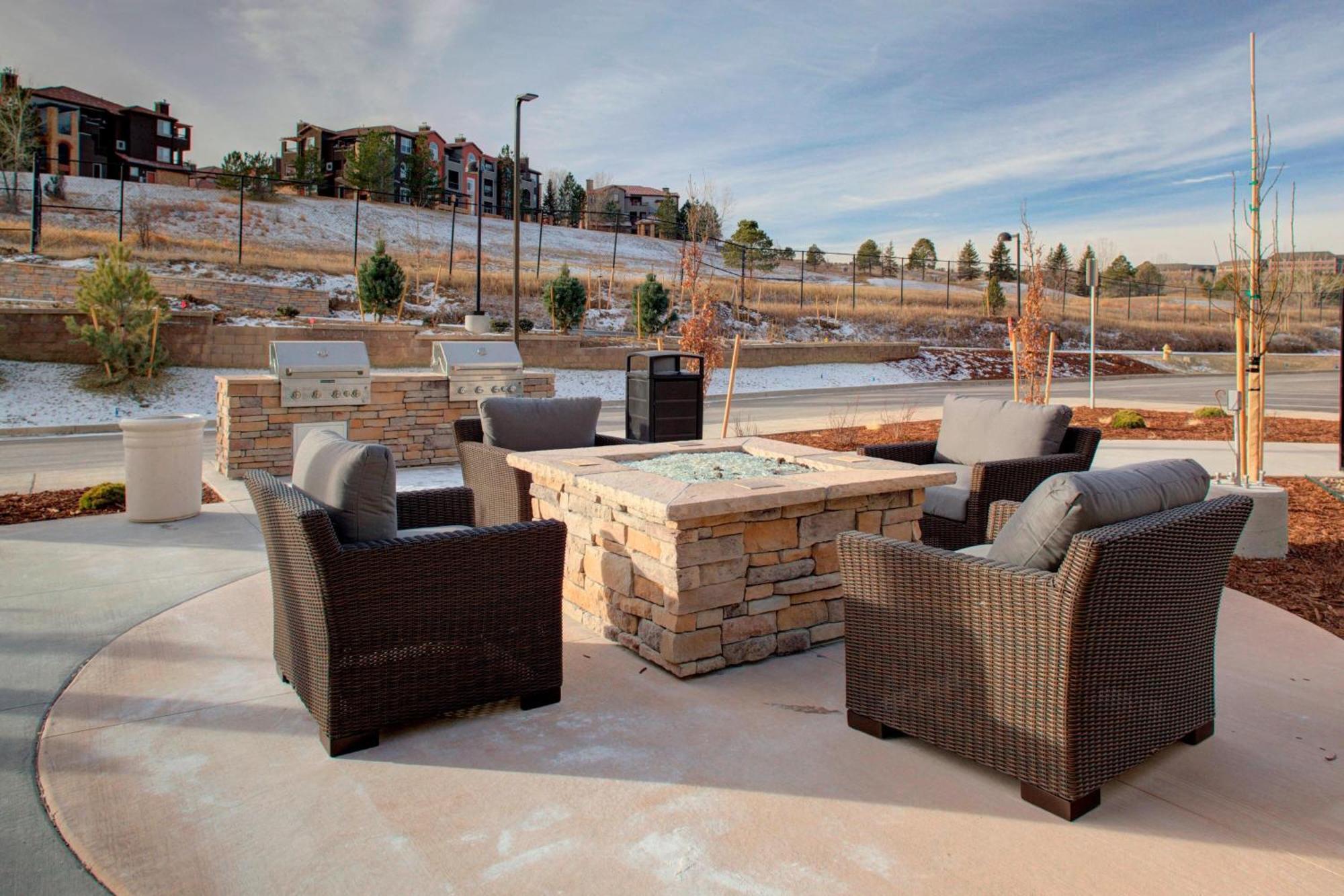 Fairfield Inn & Suites By Marriott Boulder Broomfield/Interlocken Exterior photo