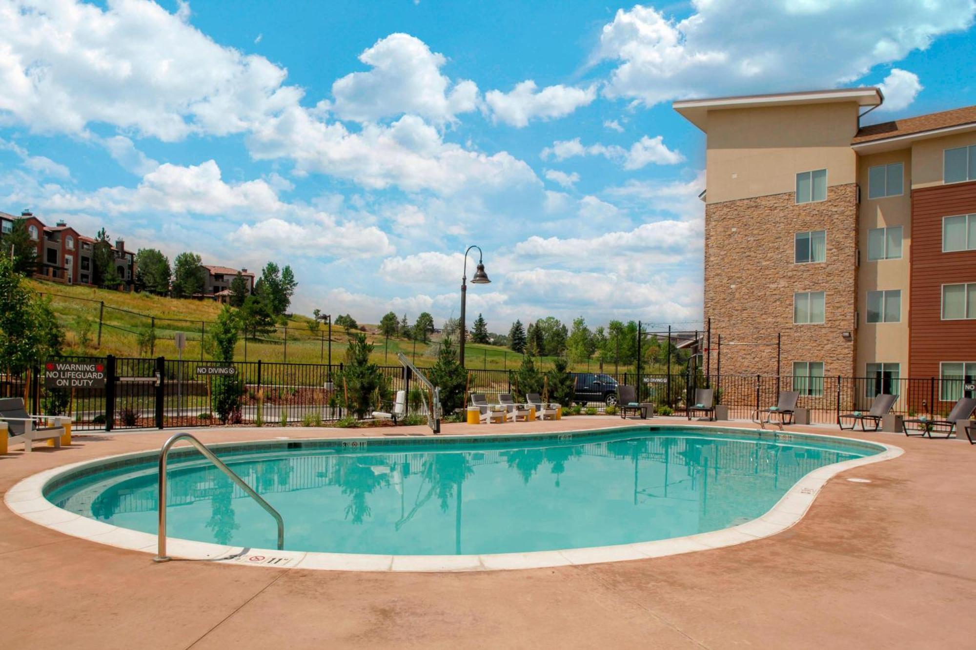 Fairfield Inn & Suites By Marriott Boulder Broomfield/Interlocken Exterior photo